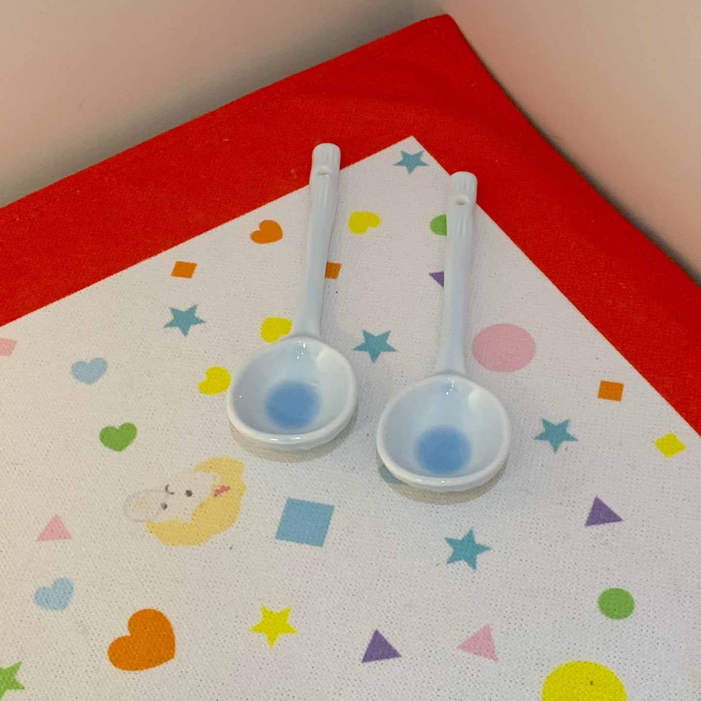 ins风三色渐变甜品勺